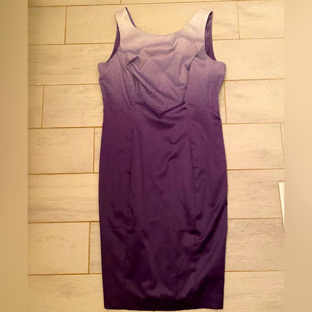 NWOT VENUS Size10 Sleeveless Fitted Ombre Midi Dress in Purple Scoop Neck